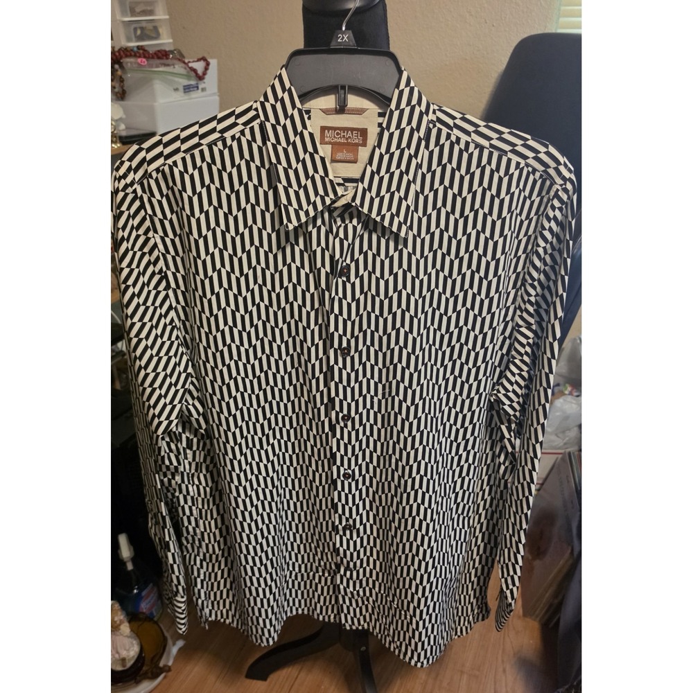 Michael Kors Black And White Geometric Chevron Button Down Men's Shirt Large